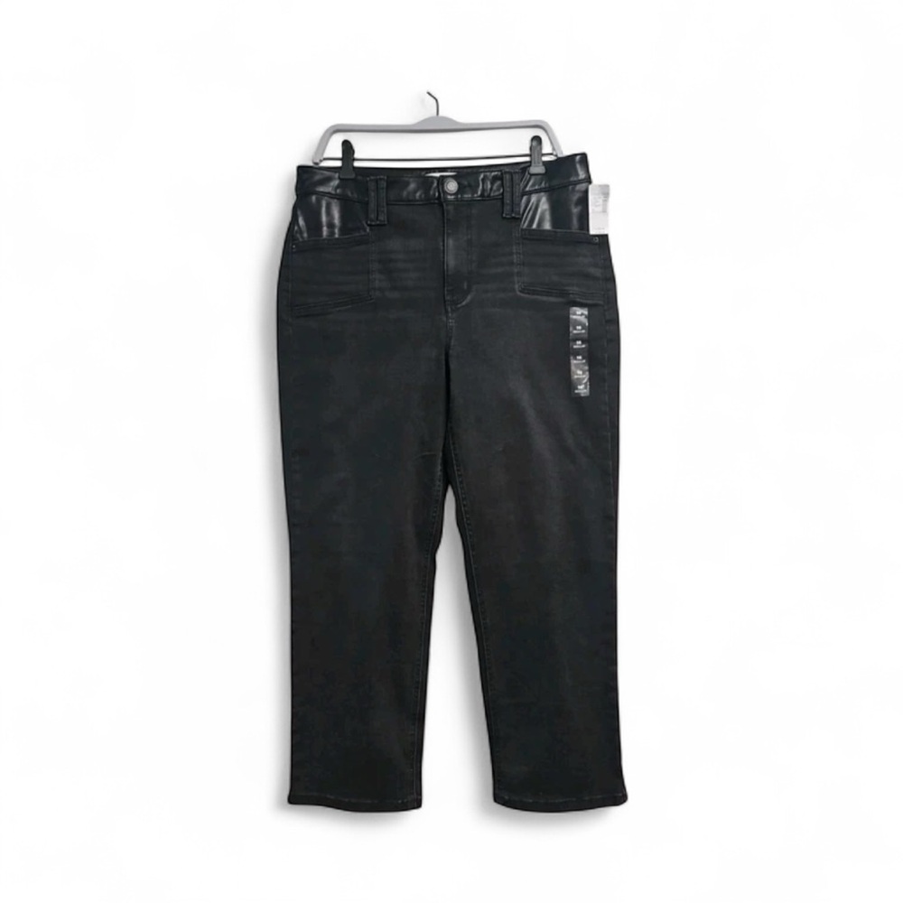 Maurices Women’s Straight High Rise Jeans, size 12